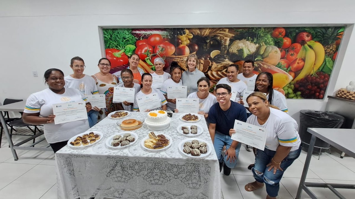 Unidade do Cozinhalimento de Tupã forma duas turmas de confeitaria