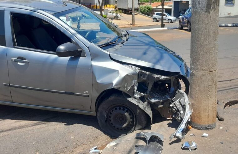 Batida entre carro e moto deixa três pessoas feridas em Ibitinga | Bauru e Marília