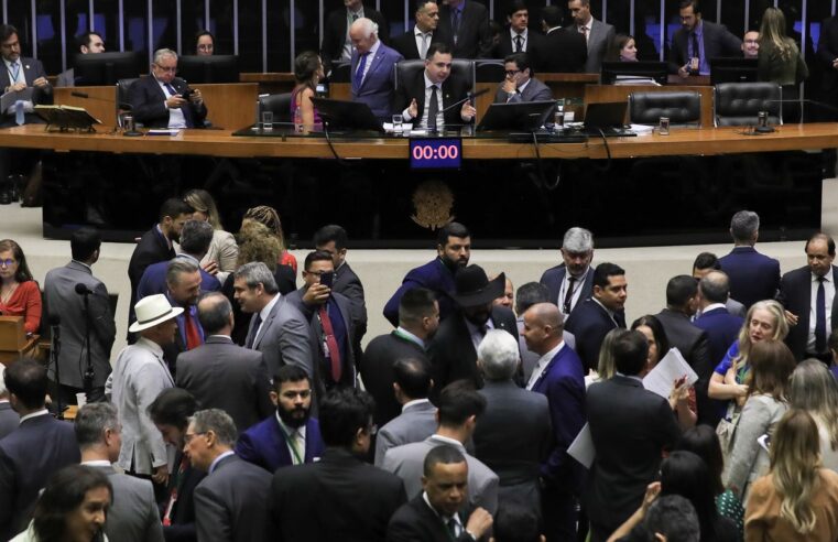 Congresso conclui votação da LDO de 2024