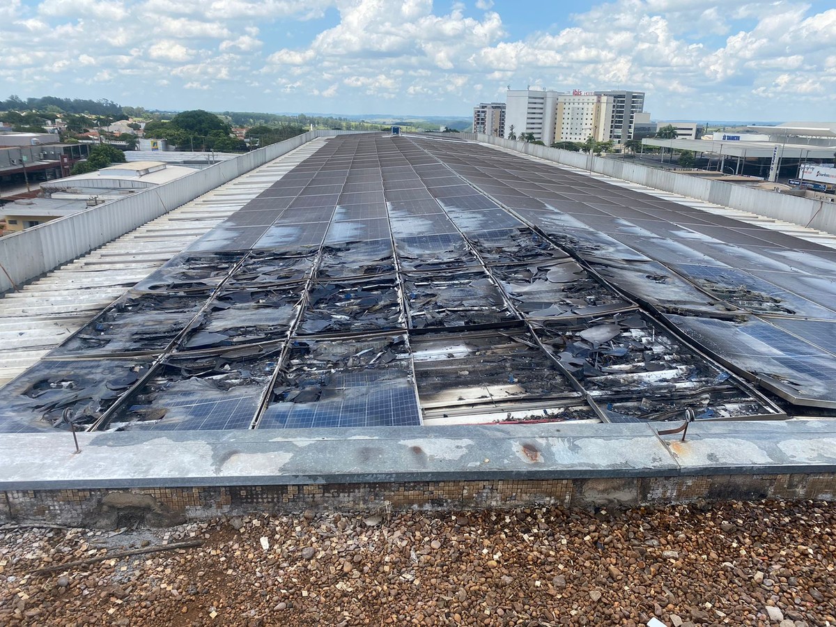 Princípio de incêndio atinge sistema fotovoltaico do HC de Marília