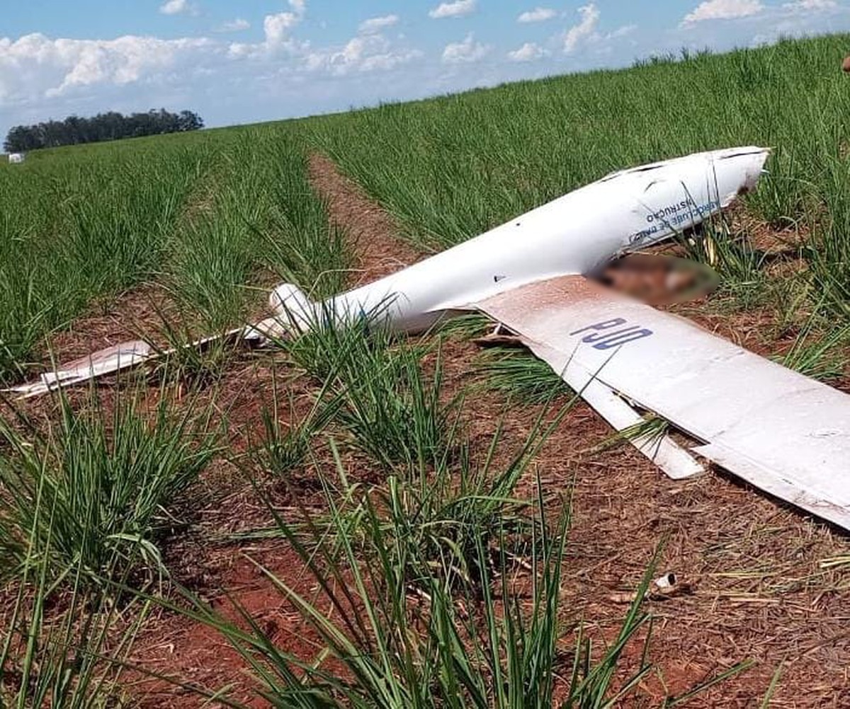 Achado sem uma das asas, polícia e Anac investigam causa de acidente de planador que matou piloto no interior de SP