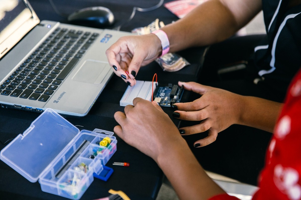 Centro Paula Souza oferece cursos gratuitos e online para capacitação em diversas áreas