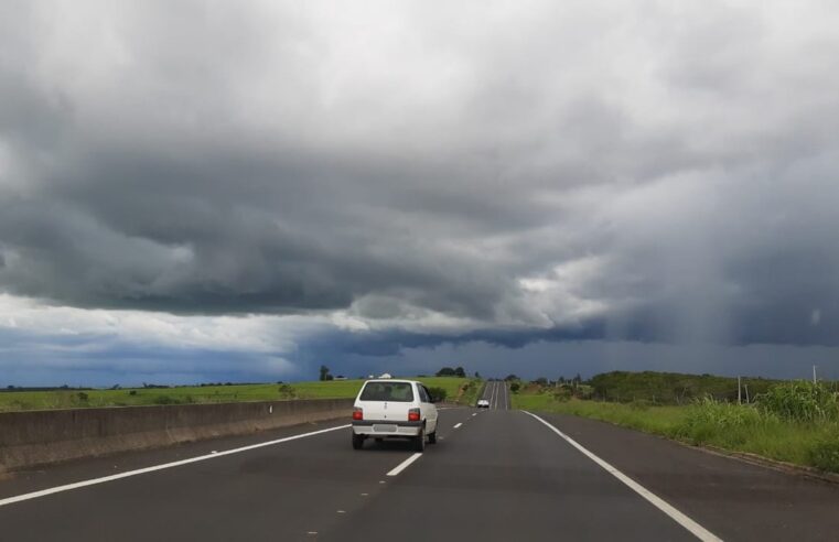 Defesa Civil emite alerta de chuva para o centro-oeste paulista até sábado