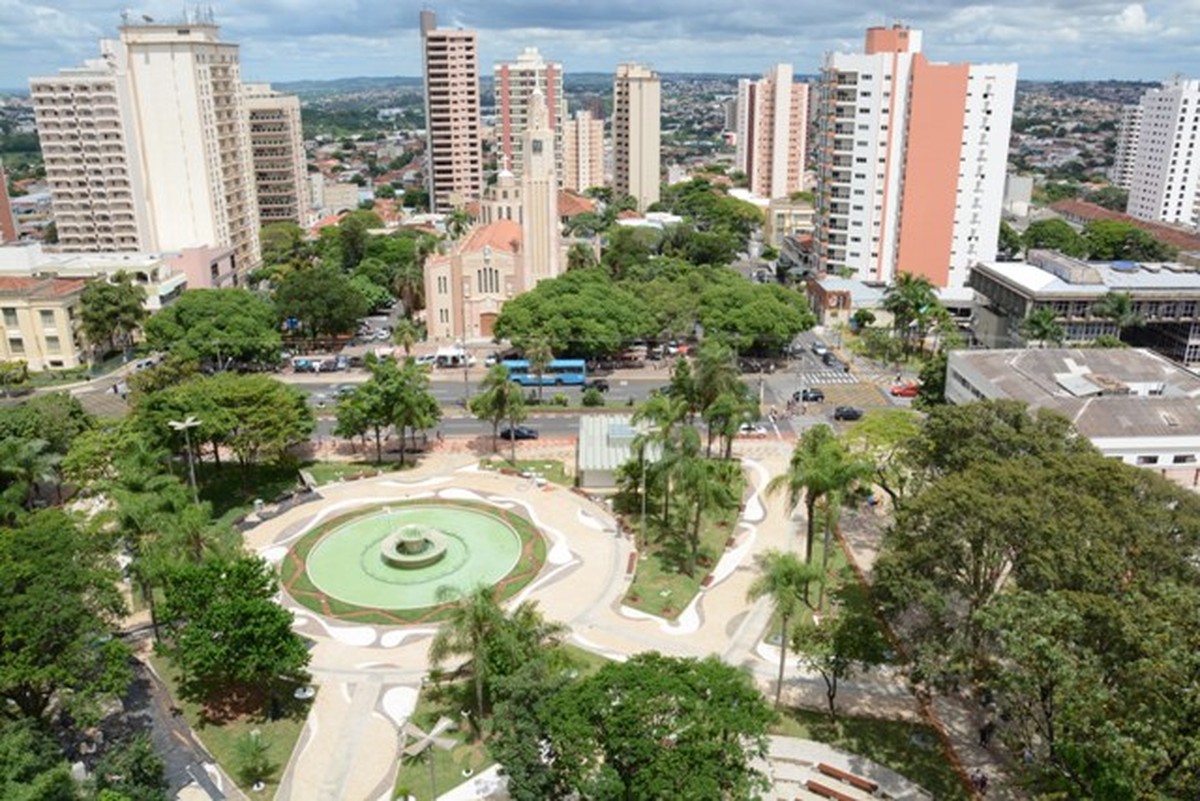 Janeiro Branco: ações de conscientização alertam sobre cuidados com a saúde mental na Praça Nove de Julho