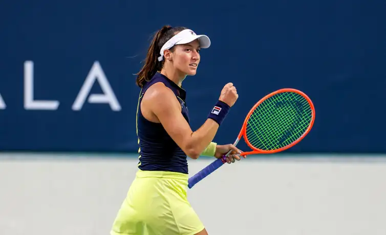 Luisa Stefani - duplas - WTA 500 de Abu Dhabi 