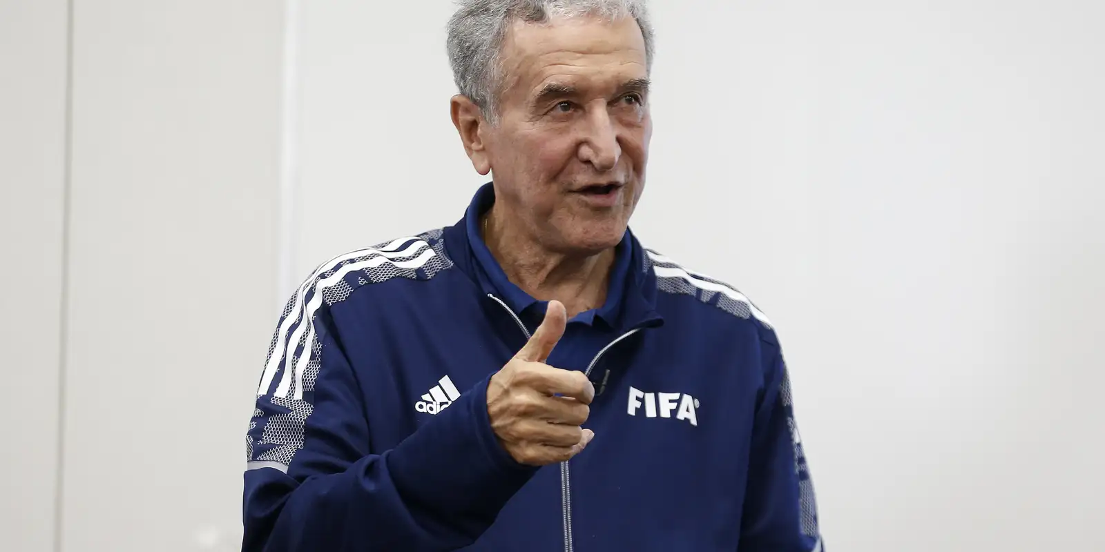 Carlos Alberto Parreira trata linfoma de Hodgkin há quatro meses