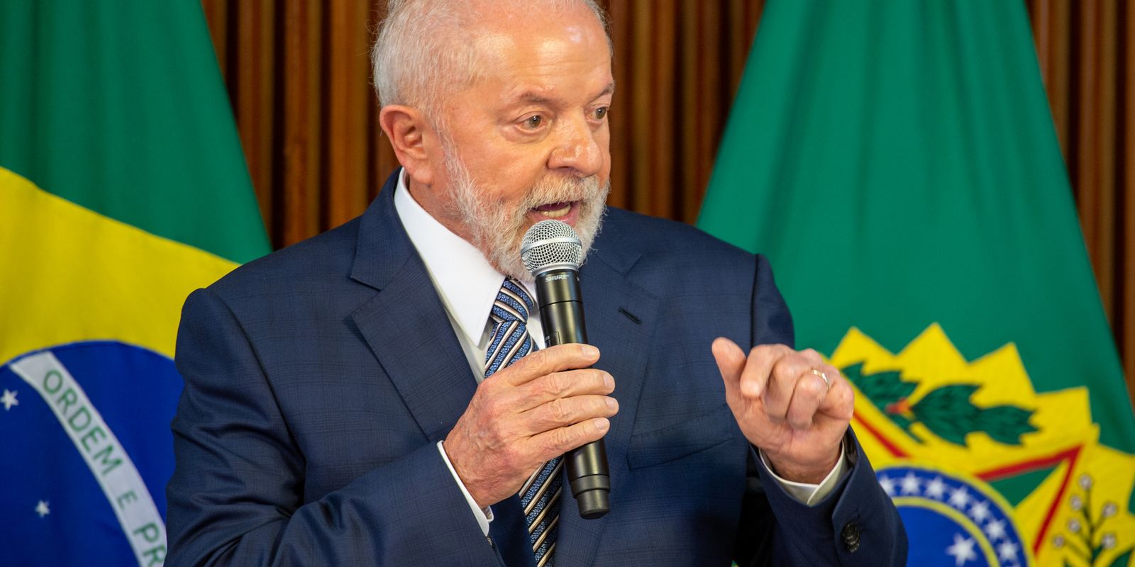 Lula reforça importância da memória para garantir democracia