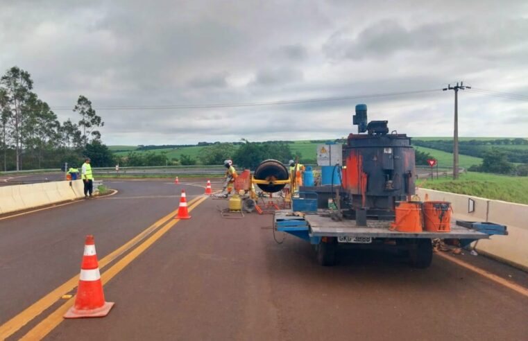 Acesso a Tarumã pela Raposo Tavares opera no sistema ‘Pare e Siga’ para obras