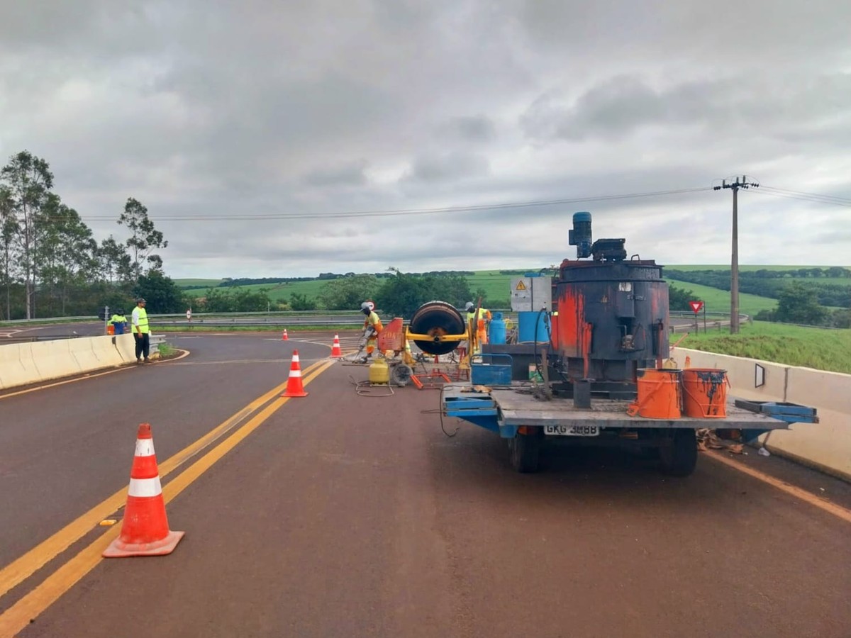 Acesso a Tarumã pela Raposo Tavares opera no sistema ‘Pare e Siga’ para obras