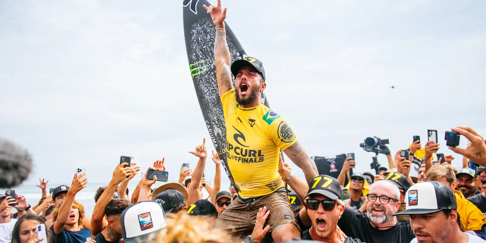 Filipe Toledo anuncia pausa temporária no Circuito Mundial de Surfe