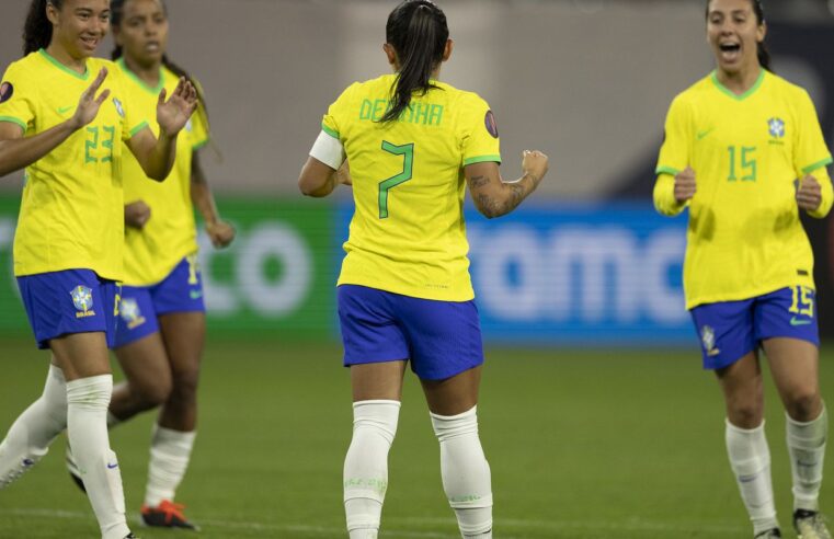 Invicta na Copa Ouro, seleção feminina fecha 1ª fase com goleada 