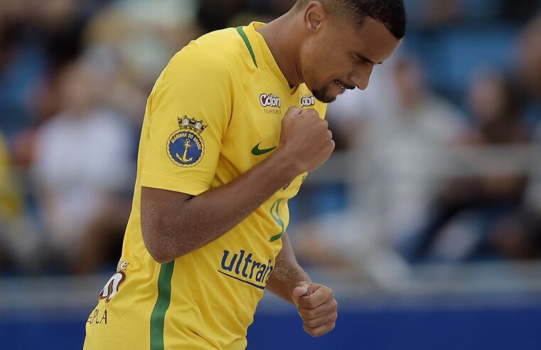 Rodrigo e Adriele são escolhidos melhores do mundo no Beach Soccer