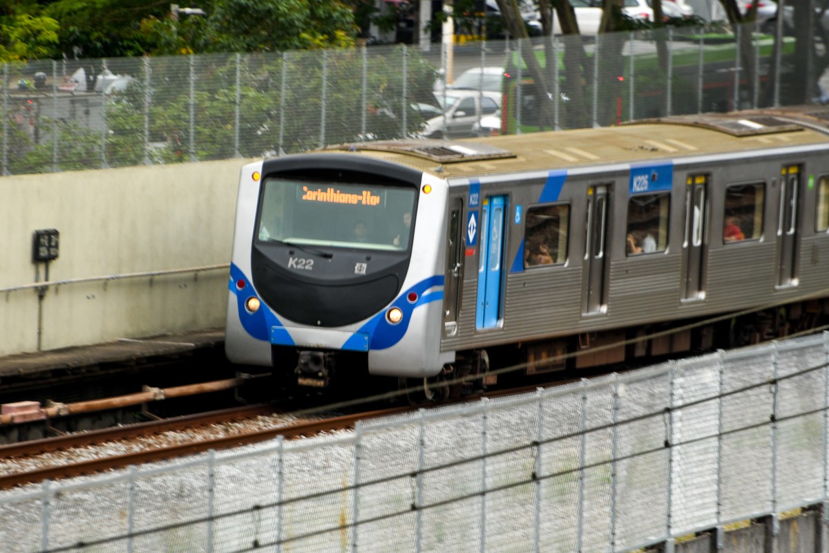 Só 3 em cada 10 domicílios na cidade de SP ficam próximos de estações de Metrô e trem | São Paulo