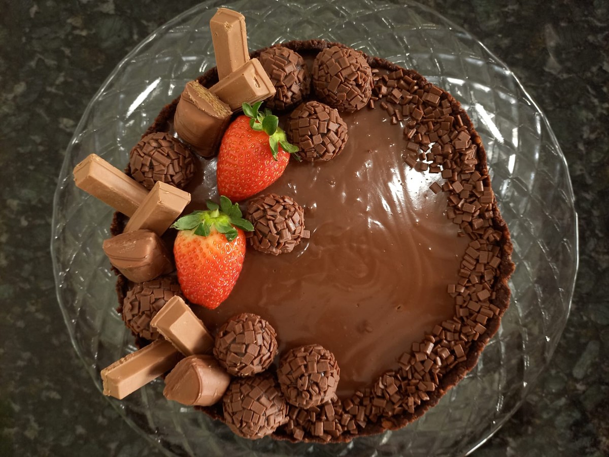 Torta de Mousse de Chocolate é sobremesa de fácil preparo, sabor suave e textura delicada | Receitando