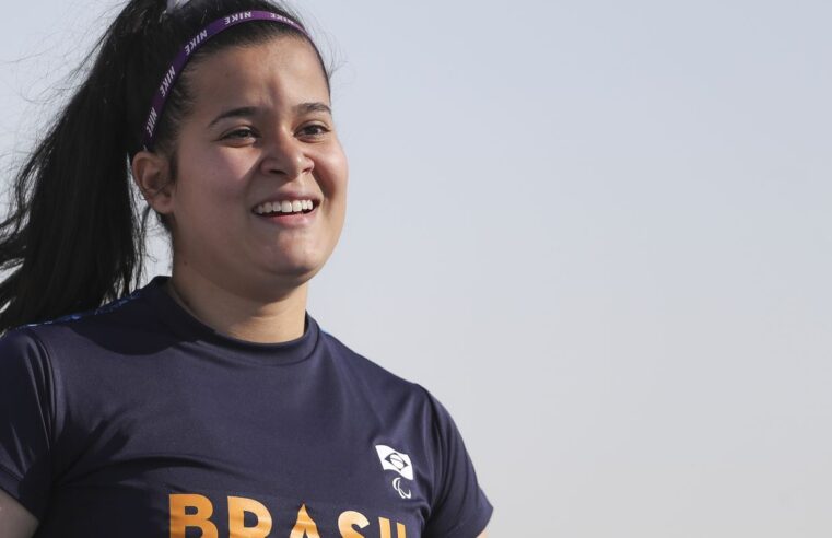 Verônica Hipólito é bronze no GP de atletismo paralímpico de Dubai