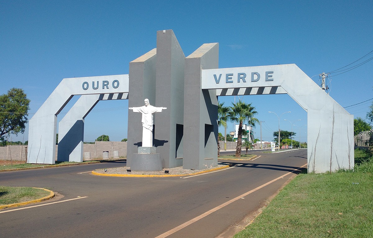 Da música e café, Ouro Verde comemora 79 anos