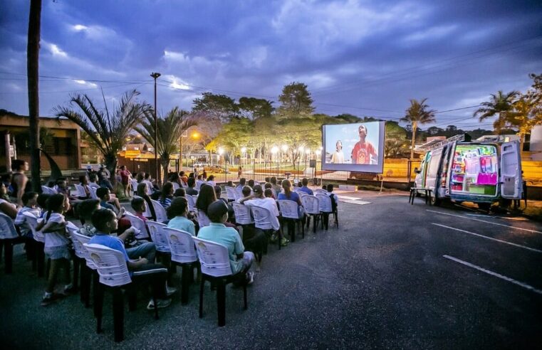 Com sessão no Parque Vitória Régia, Bauru recebe primeiro cinema itinerante movido a energia solar do Brasil neste domingo