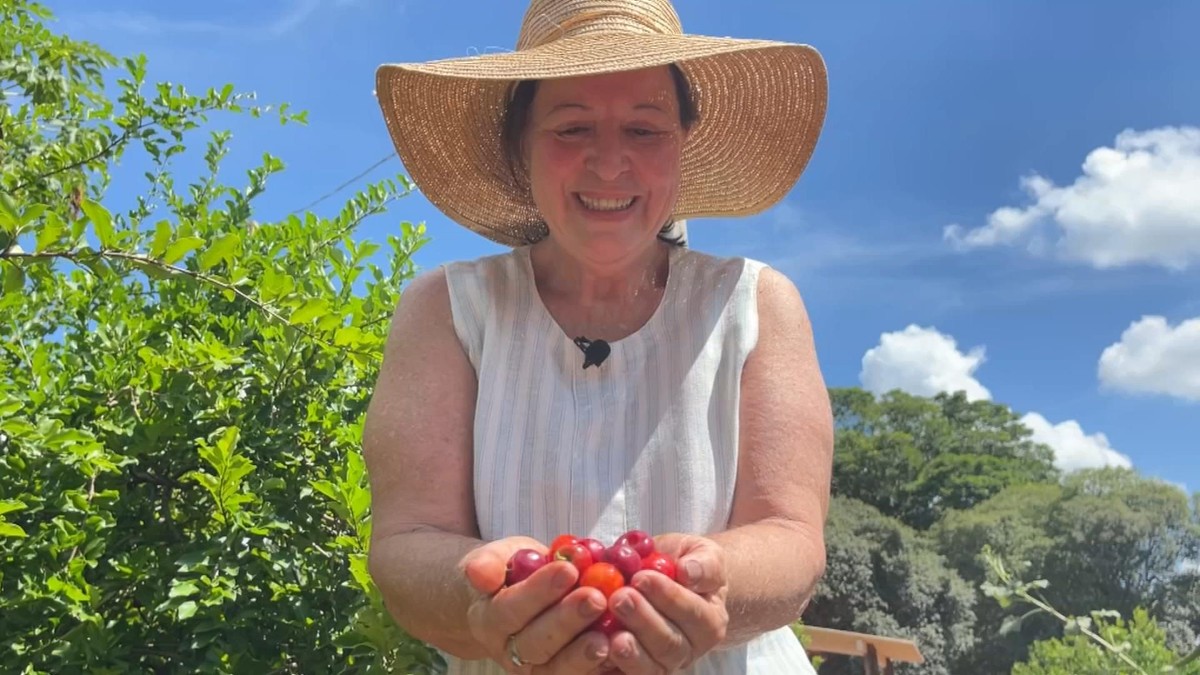 Dona de sítio destina toda a produção rural para doação