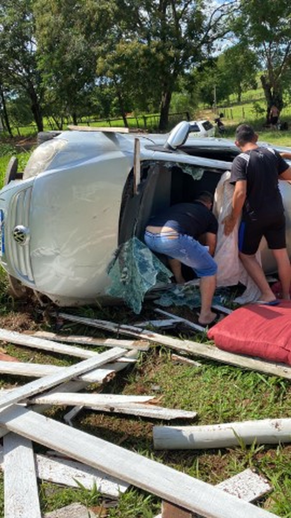 Motorista morre e outras três pessoas ficam feridas em acidente de trânsito em trecho de estrada vicinal em Tupi Paulista | Presidente Prudente e Região