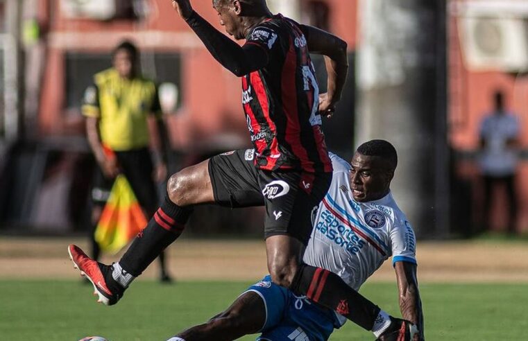 Vitória faz 3 a 2 de virada sobre Bahia em 1º jogo da final do Baianão