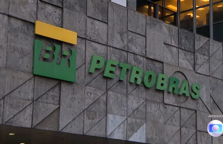 Após ‘fritura’ do presidente da Petrobras, ministro diz ver ‘correção de rumo’ na companhia | Política