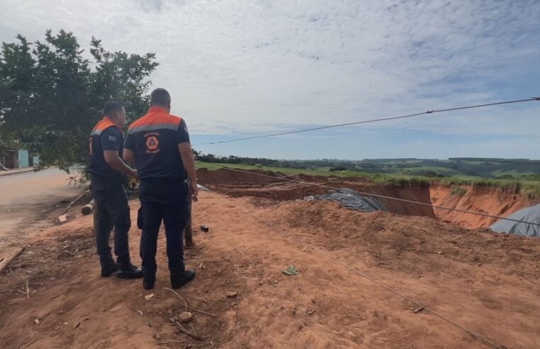 Moradores temem aumento da cratera registrada por satélite em Lupércio: ‘Está todo mundo com medo’ | Bauru e Marília