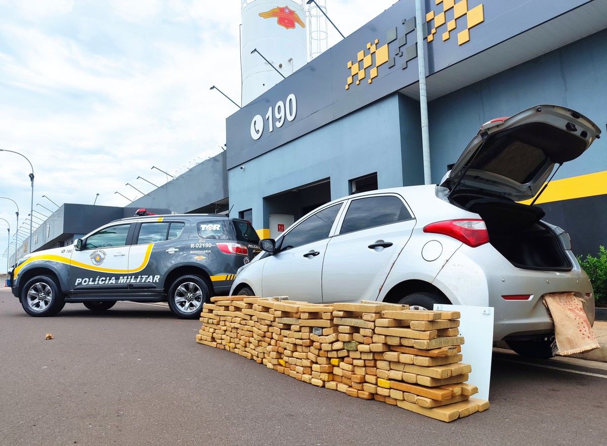 Polícias Rodoviária e Federal apreendem mais de 300 kg de maconha em rodovia de Bauru | Bauru e Marília