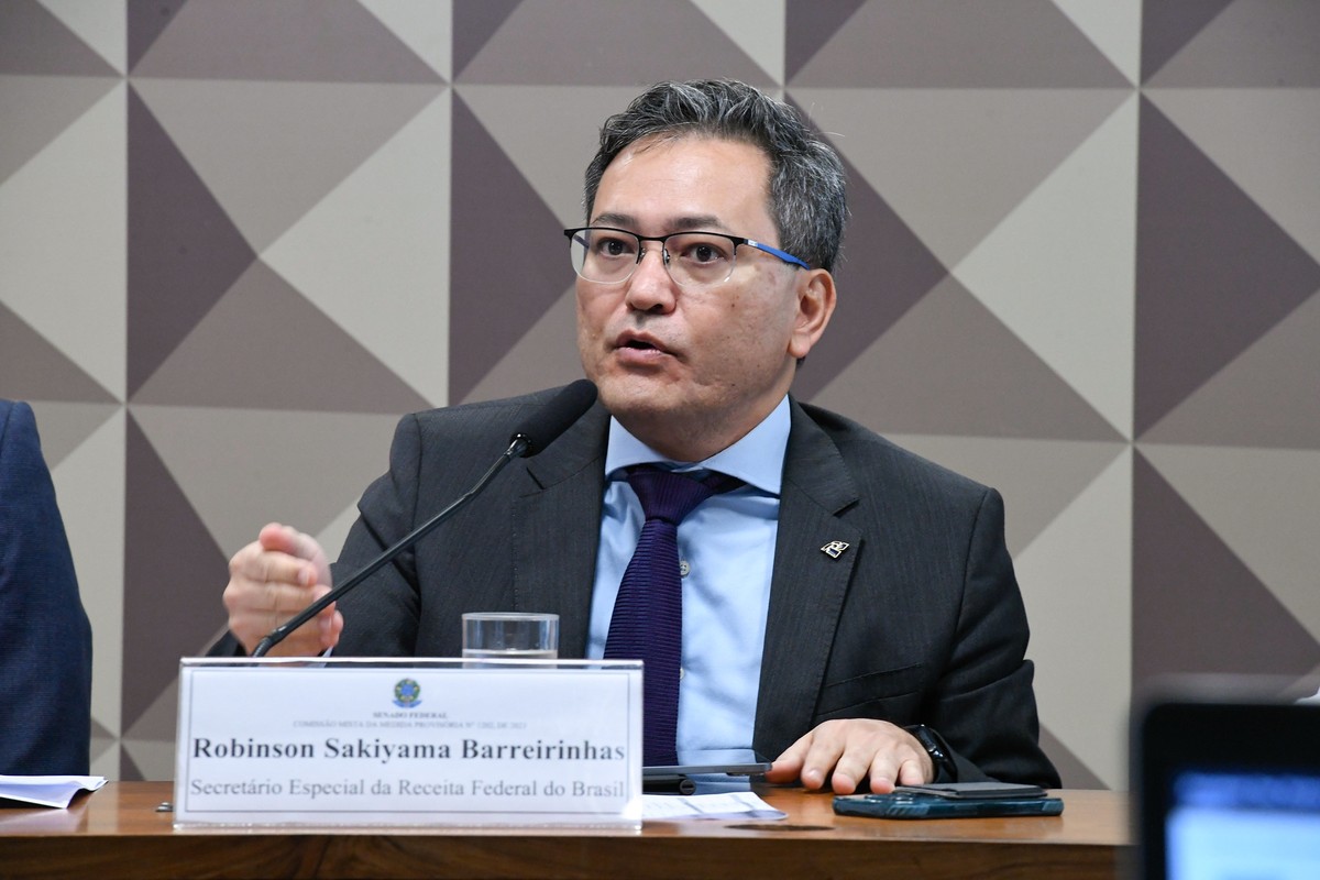 Receita Federal diz que vai barrar encomendas internacionais que tragam risco ao consumidor | Economia