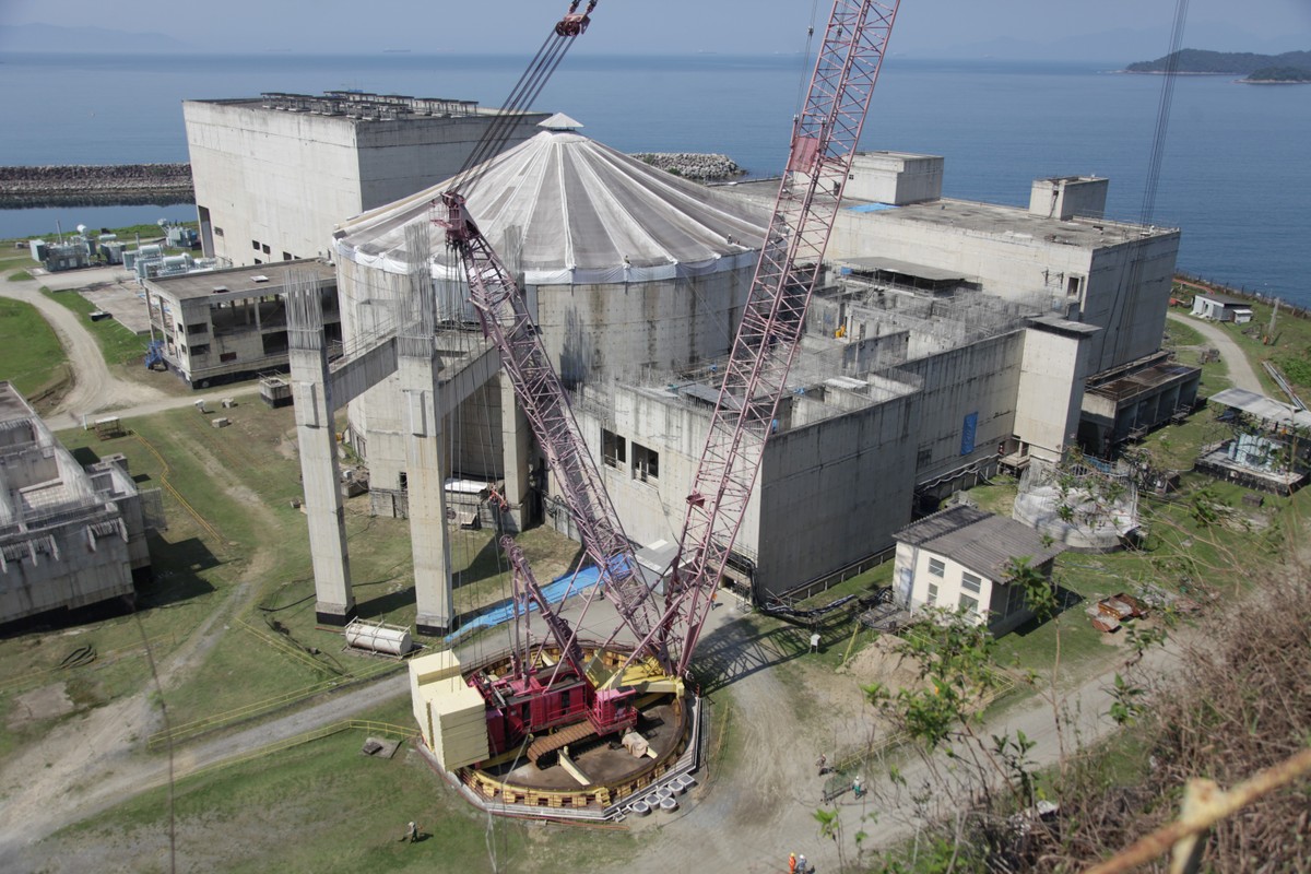 Setor de energia nuclear contesta dados de relatório do TCU que apontam alta na conta de luz com Angra 3 | Economia