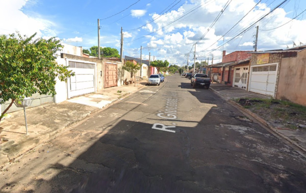 Catadora de recicláveis morre atropelada em calçada de Bauru