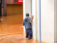 Saiba como prevenir doenças como a leptospirose, após chuvas no RS